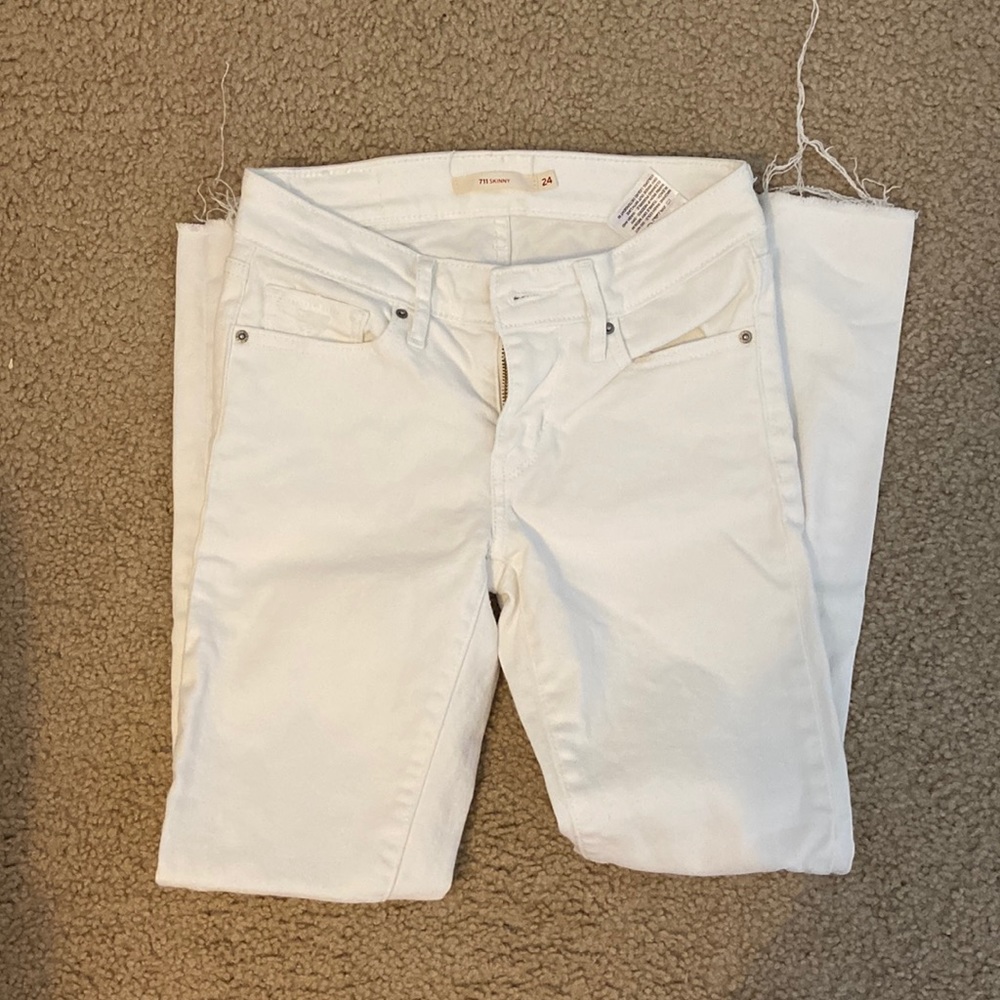 Levi’s 711 Skinny Jeans